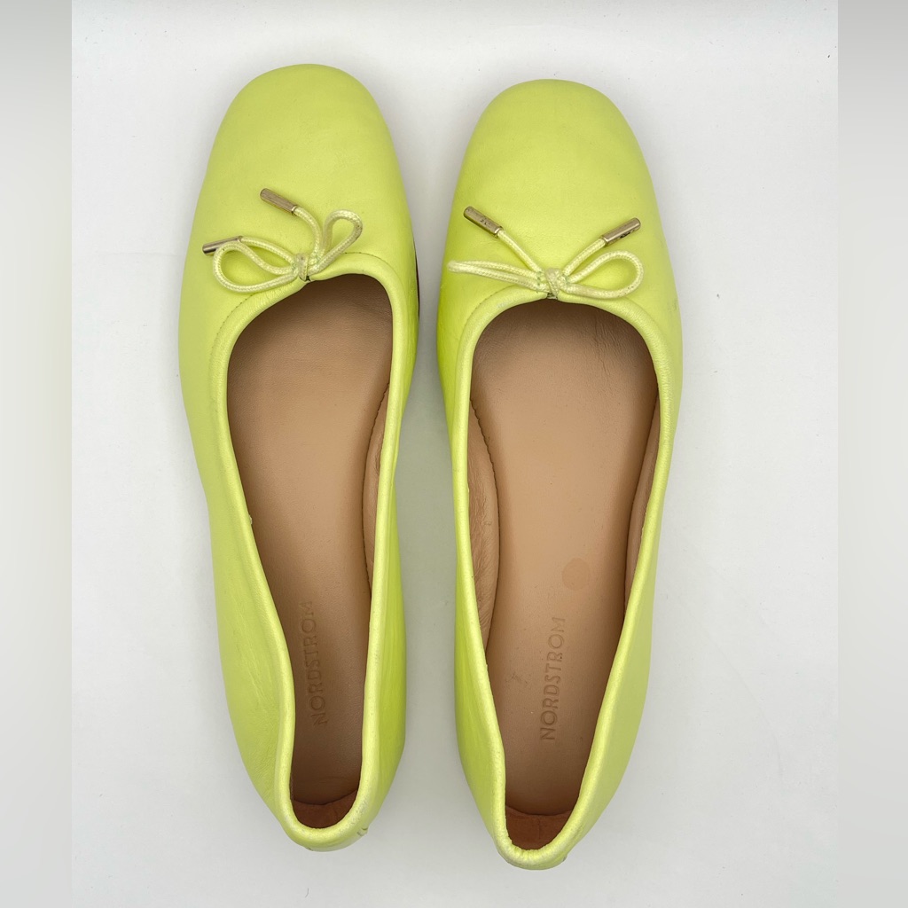 Nwot Nordstrom Noelsie-Lea Ballet Flats Green Line Size 6.5 M